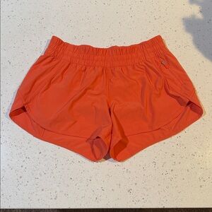 Lululemon Tracker Low-Rise Short 4”